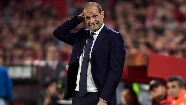 Will Massimiliano Allegri have to pack his bags in the summer? (Bild: APA/AFP/CRISTINA QUICLER)
