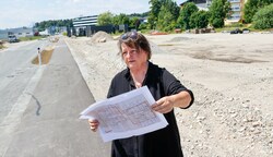 Monika Sauer auf dem Gelände in Seekirchen: „Man sah uns nie als Partner“.