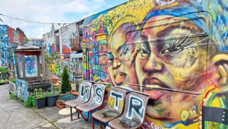 Graffiti-Kunst gibt’s auf dem Kulturgelände „Bahnwärter Thiel“. (Bild: Elisabeth Salvador)