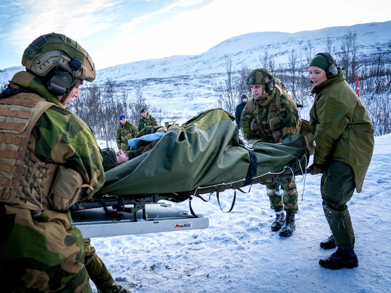 Bereits Ende 2022 besuchte sie die Brigade Nord. (Bild: Heiko Junge / NTB / picturedesk.com)