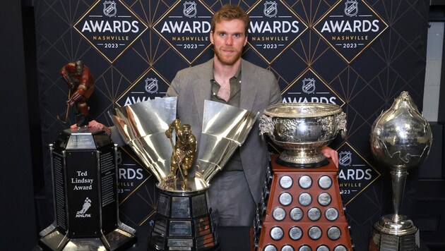 Connor McDavid wurde zum dritten Mal zum MVP gewählt. (Bild: AFP/GETTY IMAGES/BRUCE BENNETT)