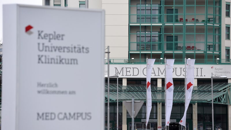 Das Kepler Uniklinikum in Linz (Bild: Wolfgang Spitzbart .)