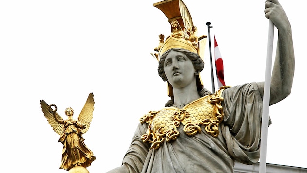 Die Pallas Athene vor dem Parlament in Wien (Bild: stock.adobe.com)