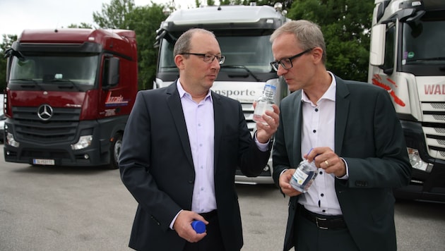 Andreas Steiner (l., LM Energy) und Günter Graf (Pappas) sind vom neuen Kraftstoff in allen Bereich überzeugt. (Bild: Tröster Andreas)