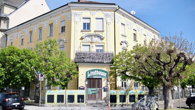 Noch gibt es keinerlei Anzeichen, dass der Lindbauer in Urfahr und der Oberwirt in St. Magdalena bald aufsperren werden. (Bild: Einöder Horst)