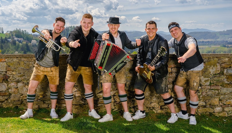 Fünf Freunde – die Südsteirer. (Bild: Markus Ponhold)