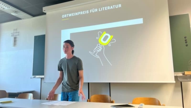 Bei der Präsentation des „Ortweinpreises für Literatur“ am Donnerstag in Graz lasen Schüler ihre eigenen Texte - etwa Yannis Pagger mit „Die Lämmer“ (Bild: Hannah Michaeler)