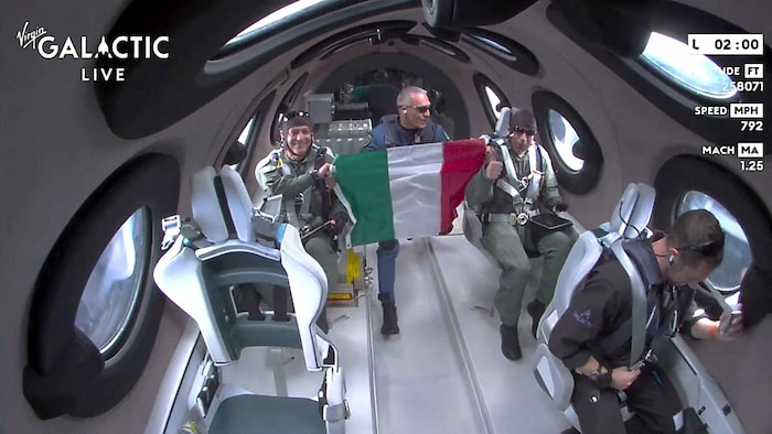 Große Freude bei den italienischen Fluggästen