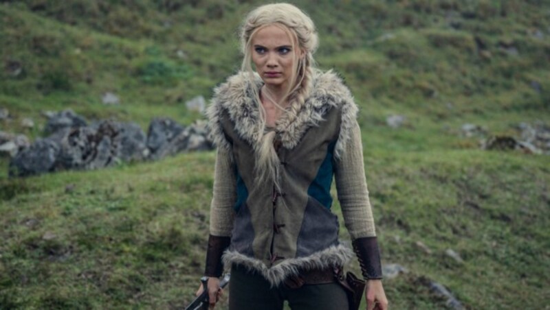 Freya Allan spielt die junge Prinzessin Ciri von Sintra, die lernen muss, ihre magischen Kräft zu kontrollieren. (Bild: © 2022 Netflix, Inc.)