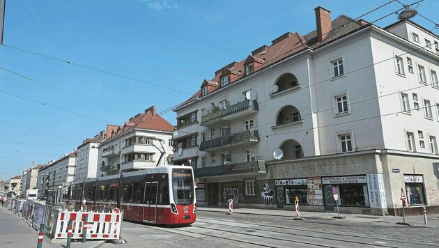 Asphalt, Beton und kein einziger Baum. Das dichtbebaute Grätzel um die Quellenstraße (10. Bezirk) bietet den Bewohnern im Sommer vor allem eines: Hitze pur! (Bild: Tomschi Peter)