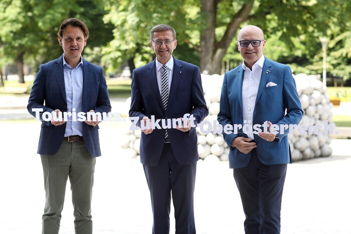 V.l.: Mag. Andreas Winkelhofer, Geschäftsführer Oberösterreich Tourismus, Wirtschafts- und ...
