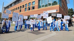 Das Ärzteteam der Zentralen Notaufnahme der Klinik Ottakring streikte für eine Stunde. (Bild: Zwefo)