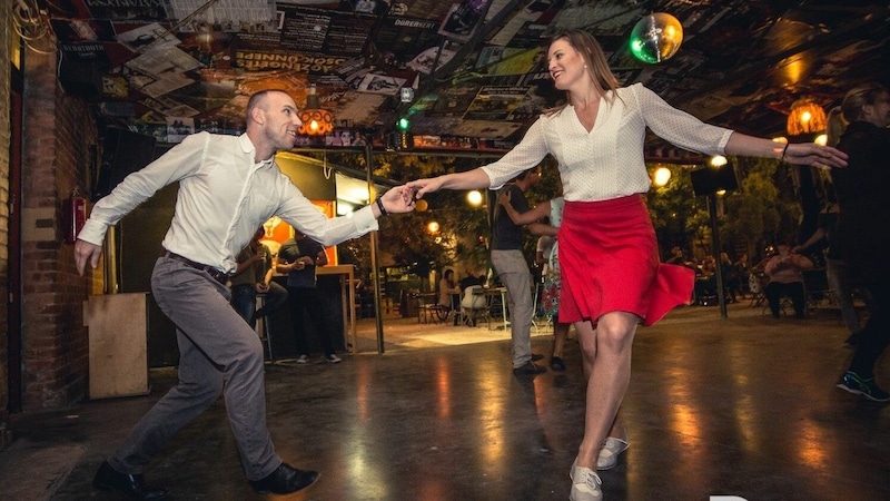 Lindy Hop gehört zum Dixie- & Swingfestival dazu  (Bild: Miklós Szeles)