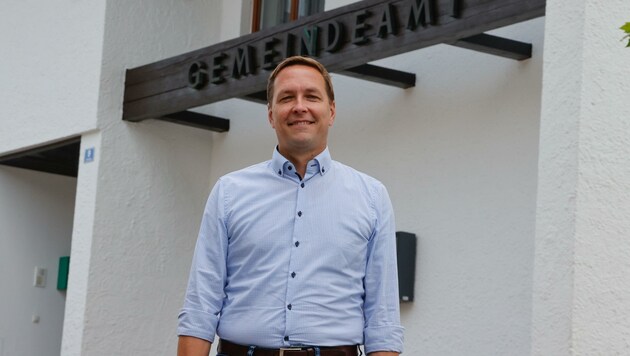 Bürgermeister Michael Prantner sparte in Elixhausen. (Bild: Tschepp Markus)