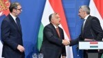 La primera cumbre tuvo lugar en Budapest, esta vez Nehammer recibirá al primer ministro Orban y al presidente Vucic en Viena; hay protestas en contra de esto.  (Imagen: APA/AFP/ATTILA KISBENEDEK)