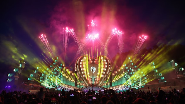 Das Electric Love Festival am Salzburgring wurde gestern Abend mit einer gigantischen Show feierlich eröffnet. (Bild: Tröster Andreas)
