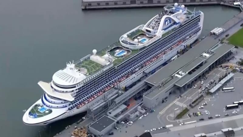 Die Passagiere der „Ruby Princess“ (Bild) kamen mit dem Schrecken davon. (Bild: kameraOne (Screenshot))