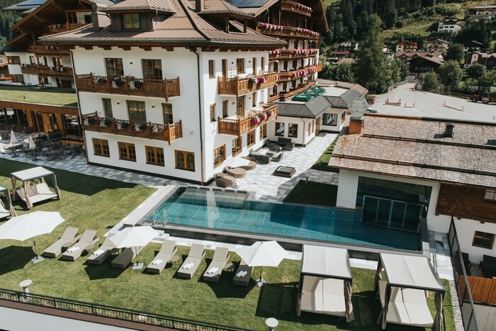 Genießen Sie eine Auszeit im Hotel Tauernhof im Großarltal. 