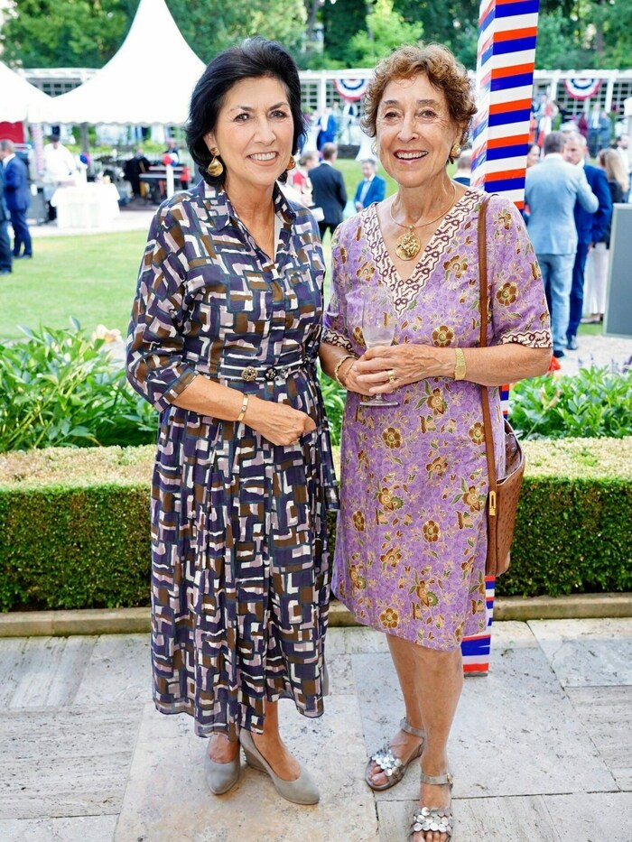Danielle Spera mit der ehemaligen US-Botschafterin Helene von Damm.