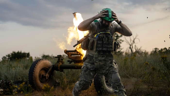 Der Ukraine gehen die Artilleriegeschosse aus.