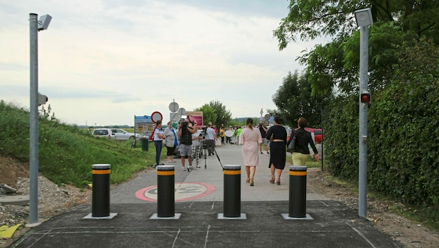 In Ungarn regt sich schon seit Langem Widerstand gegen die Polleranlage am Grenzübergang in Schattendorf. (Bild: Grammer Karl)