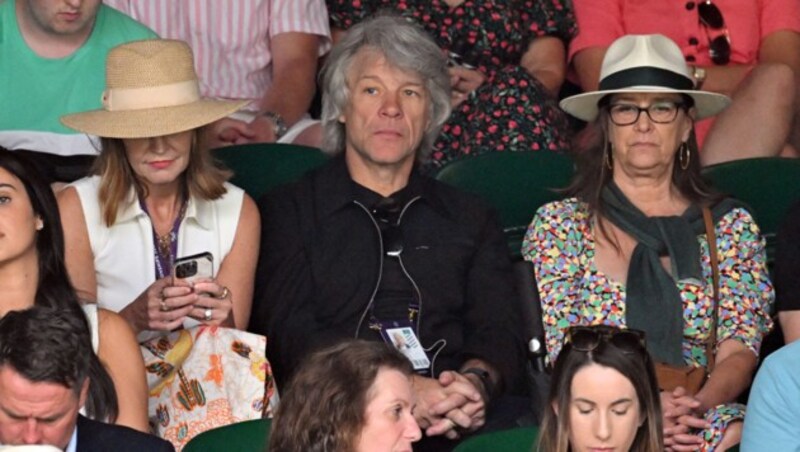 Jon Bon Jovi am Center Court von Wimbledon (Bild: APA/AFP/Glyn KIRK)