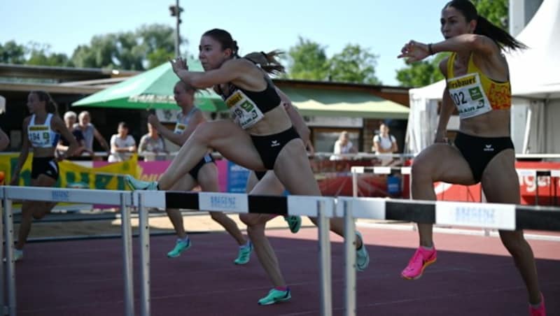 Isabel Posch (M.) (Bild: ÖLV/Alfred Nevsimal)