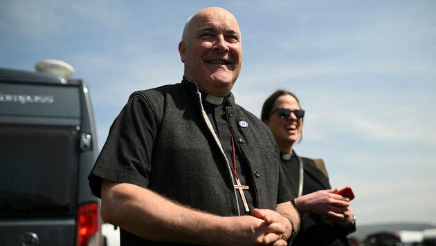 Der anglikanische Erzbischof von York, Stephen Cottrell, sieht das „Vaterunser“ kritisch. (Bild: APA/AFP/Oli SCARFF)