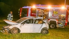 Das Auto hatte sich überschlagen. (Bild: Pressefoto Scharinger © Daniel Scharinger, Krone KREATIV)