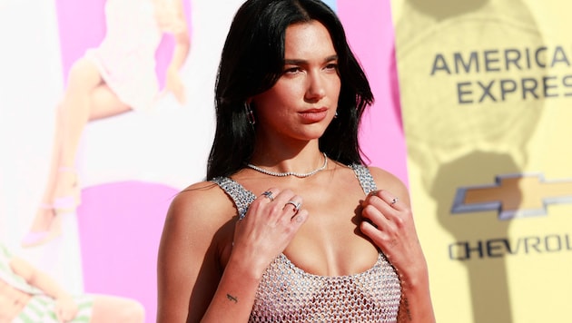 Dua Lipa stahl bei der „Barbie“-Weltpremiere sogar Hauptdarstellerin Margot Robbie die Show. (Bild: APA/AFP/Michael Tran)