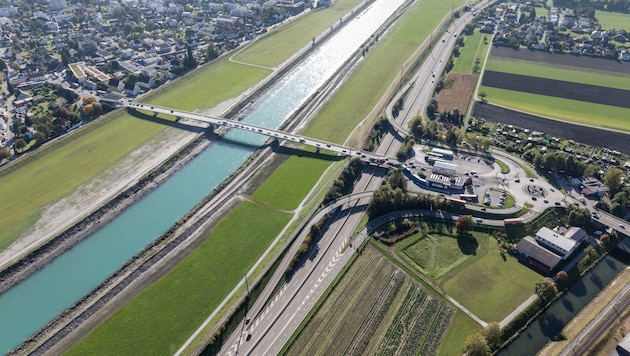 Die Gemeinden Au und Lustenau sollen eine Radbrücke bekommen. (Bild: Vorarlberger Landesbibliothek)