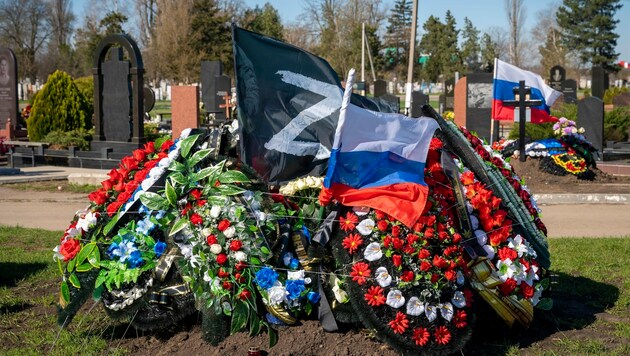 Seit Beginn des Ukraine-Krieges bis Ende Mai dies Jahres sind offenbar bereits mindestens 47.000 russische Soldaten gefallen. (Bild: Associated Press)