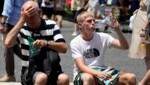 Trinkpause fr Touristen in Rom (Bild: AP)