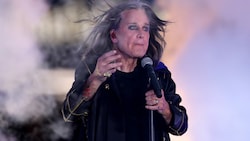 Ozzy Osbourne hat mit gesundheitlichen Problemen zu kämpfen. Einen Comeback-Auftritt bei einem Festival musste der Kult-Rocker jetzt absagen. (Bild: APA/Getty Images via AFP/GETTY IMAGES/Harry How)