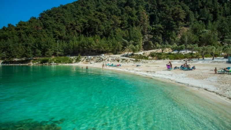 Badevergnügen vom Feinsten: Auf Thassos finden sich etliche schöne Strände. (Bild: info@ugurceylan.com)