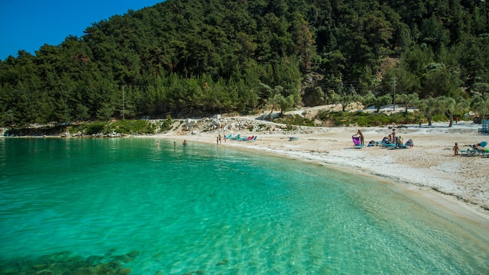 Badevergnügen vom Feinsten: Auf Thassos finden sich etliche schöne Strände.
