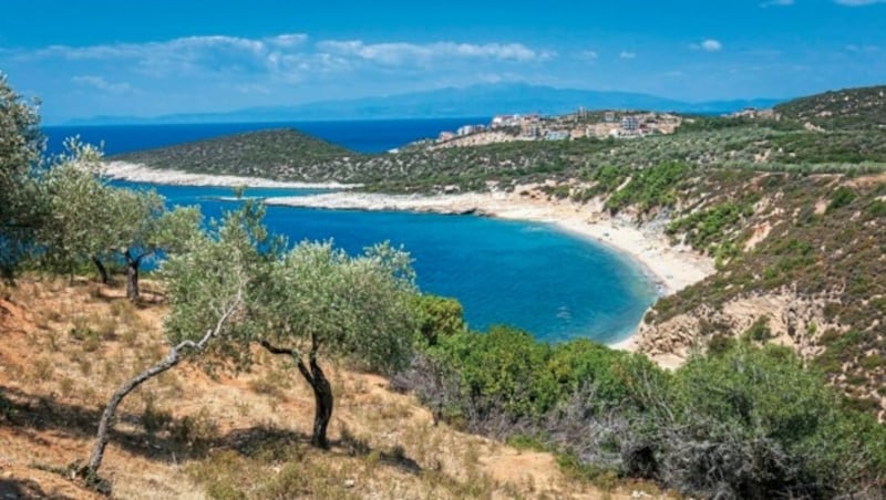 Urlaub für die Augen: Das Grün der Wälder und das Blau des Meeres (Bild: Getty Images/500px)