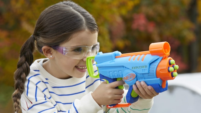 Der Explorer Blaster eignet sich für kleinere Hände und kann dank des leichten Gewichts von ...