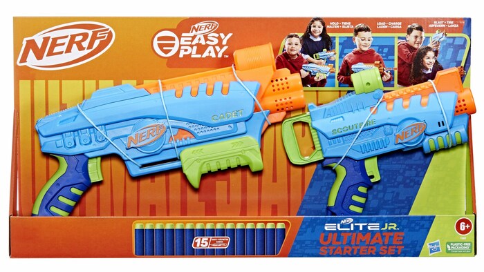 Das Ultimate Starter Set enthält zwei Dart-Blaster, Cadet und Scoutfire, mit übergroßen Visieren ...