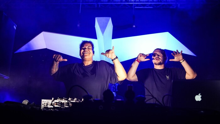 Das DJ-Duo Möwe wird für Stimmung sorgen.