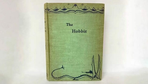 Der Fantasyroman erzählt die Vorgeschichte zur „Herr der Ringe“-Saga über den Hobbit Bilbo. (Bild: Cancer Research UK/PA)