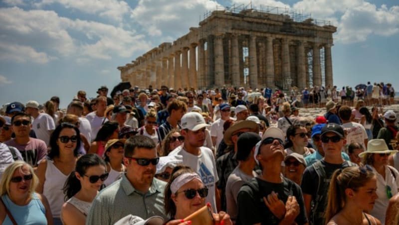 Am Wochenende werden in Griechenland und auf Zypern Höchsttemperaturen von über 40 Grad erwartet. (Bild: AP)