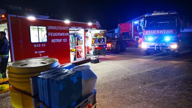 Die Feuerwehr stand in Lambach im Großeinsatz. (Bild: Laumat.at)