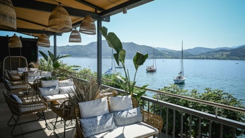 Von der Rooftop-Bar aus hat man einen traumhaften Blick über den See. (Bild: Wenzel Markus)