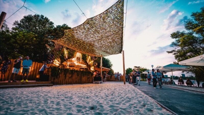 Der Maya Garden lockt mit Strandfeeling. (Bild: bardhsokoli)