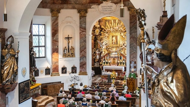 Die nun fertig sanierte Wallfahrtskirche Maria Bühel in Oberndorf bei Salzburg (Bild: Bernhard Rieger)