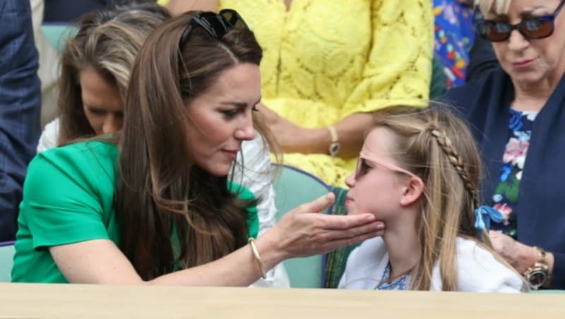 Dass das Mama-Tochter-Duo auf einer Wellenlänge ist, war nicht zu übersehen. (Bild: www.viennareport.at)