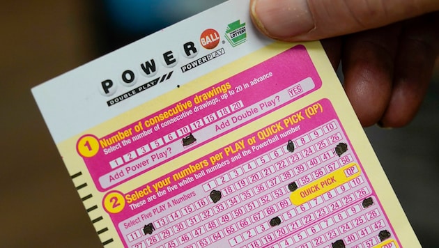 Powerball ist eine US-amerikanische Lotterie, die für ihre riesigen Jackpots und spektakulären Gewinne bekannt ist. (Bild: The Associated Press)