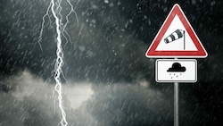 Für fast ganz Österreich gelten aktuell Unwetterwarnungen - von Gewitter und Hagel bis hin zu orkanartigen Böen. (Bild: trendobjects - stock.adobe.com)