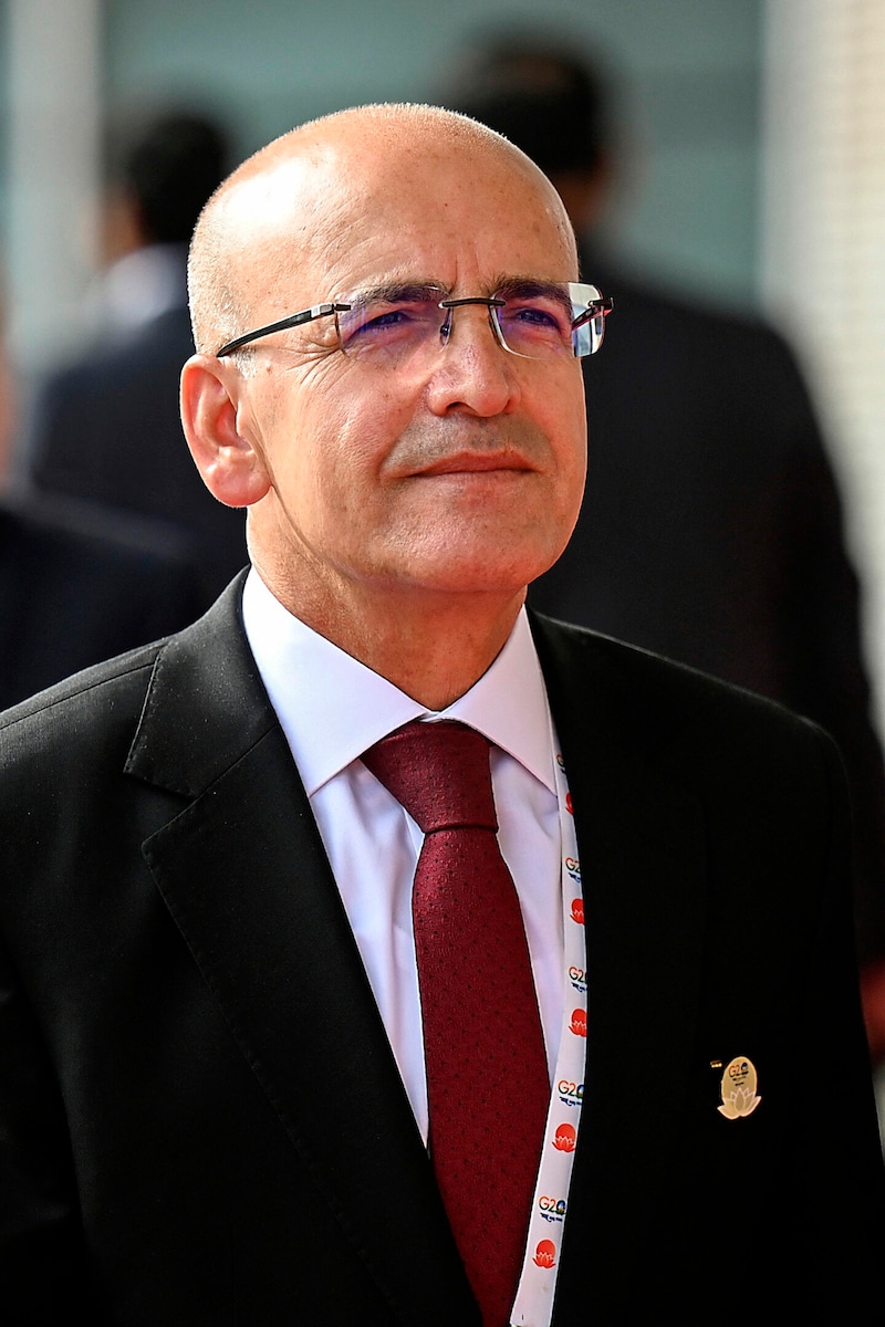 Der türkische Finanzminister Mehmet Simsek (Bild: APA/AFP/Punit PARANJPE)